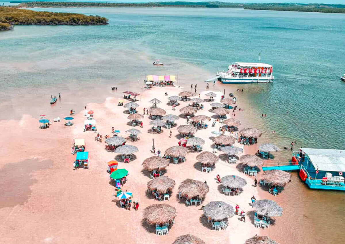 Croa do Goré com Ilha dos Namorados (sem catamarã) – saídas de Aracaju e Hotel Makai