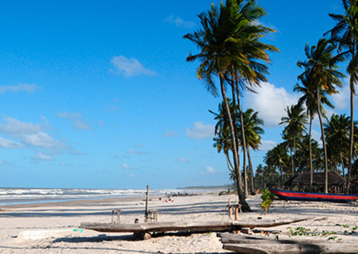 Praia de Pé de Serra com Cachoeira do Tijuípe (saídas de Ilhéus e Resort Canabrava)