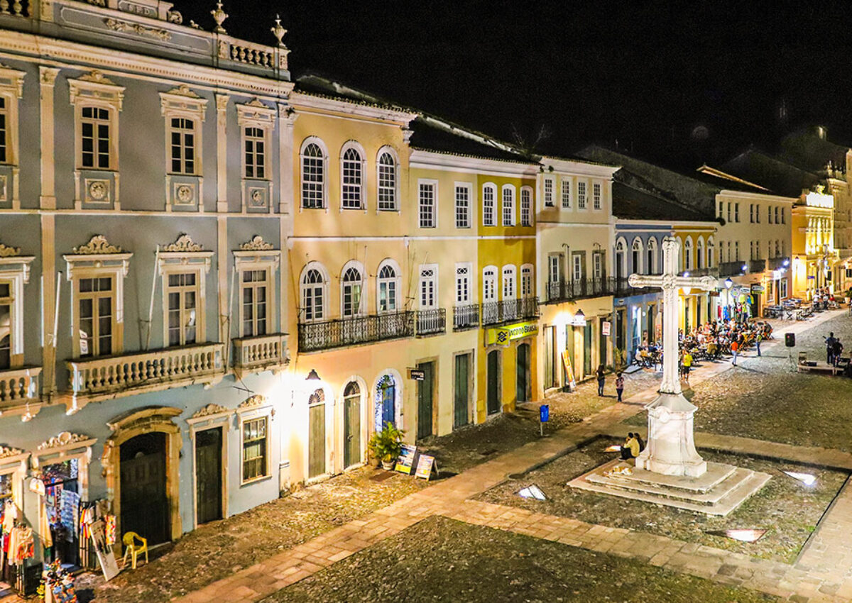 Noite no Pelourinho (Jantar e Show Folclórico)